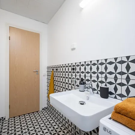 Apartament Central&cozy Rooftop Flat *