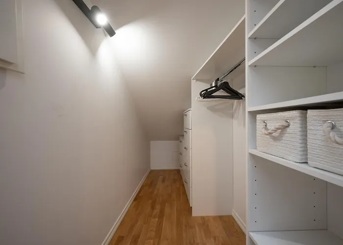 & Cozy Rooftop Flat Korter *